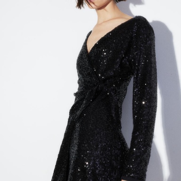 H & M black sequin dress size M - Picture 3 of 7